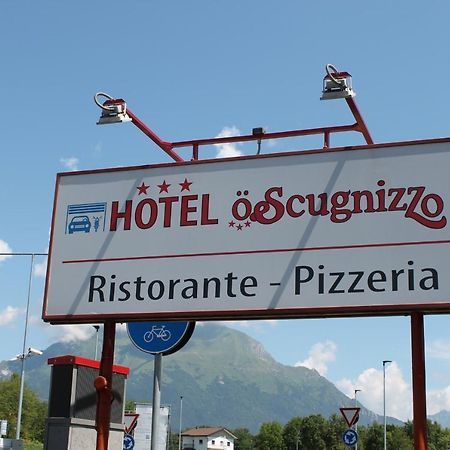 Hotel O'Scugnizzo 2 Беллуно Экстерьер фото