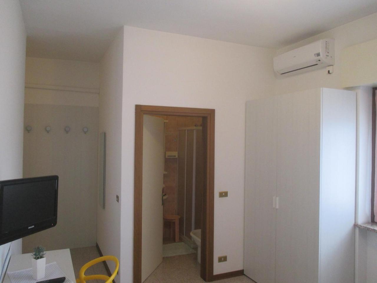 Hotel O'Scugnizzo 2 Беллуно Экстерьер фото